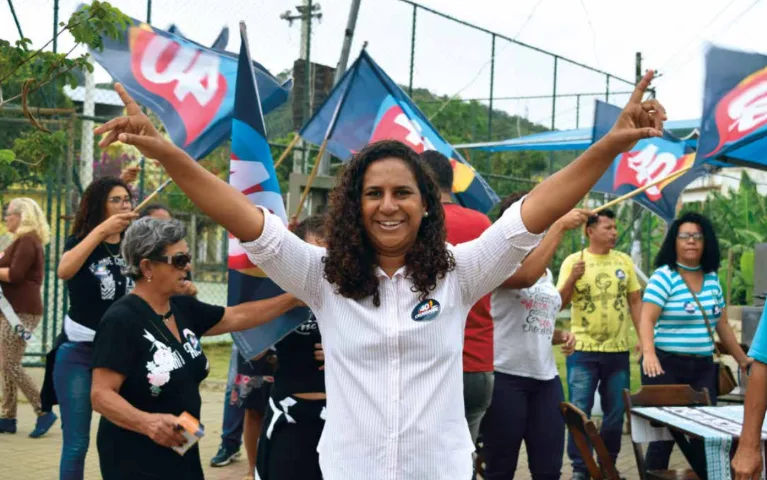 Jacqueline celebrando a eleição para Vice-Governadora do Espírito Santo